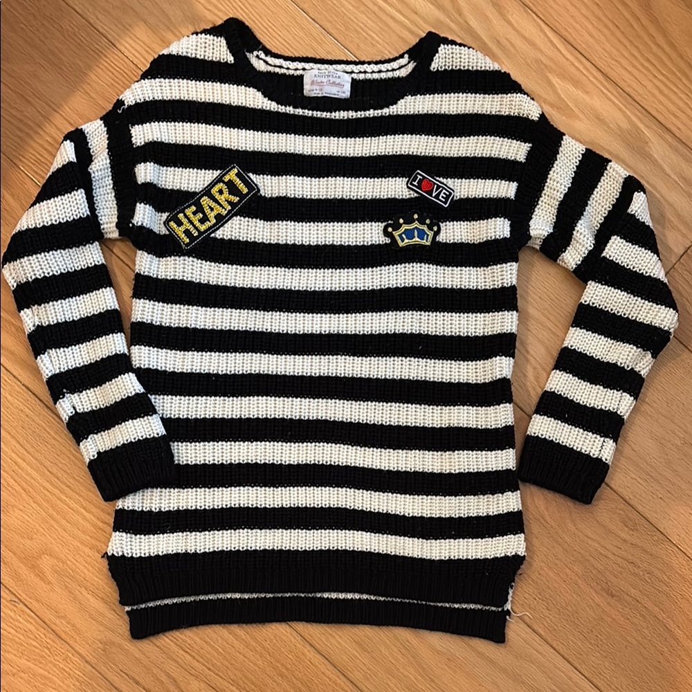 Zara Black and White Striped Sweater with Ribbed Texture and Crew Neck